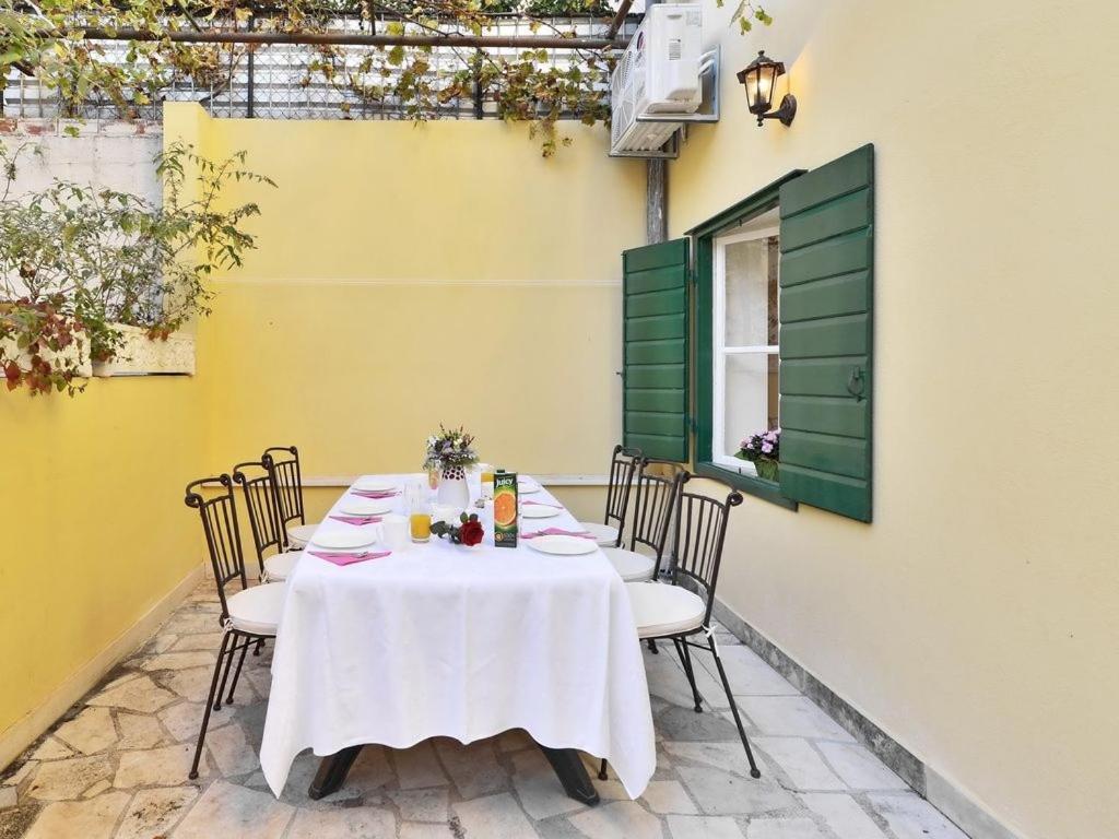 Villa Omis Omiš Exterior foto